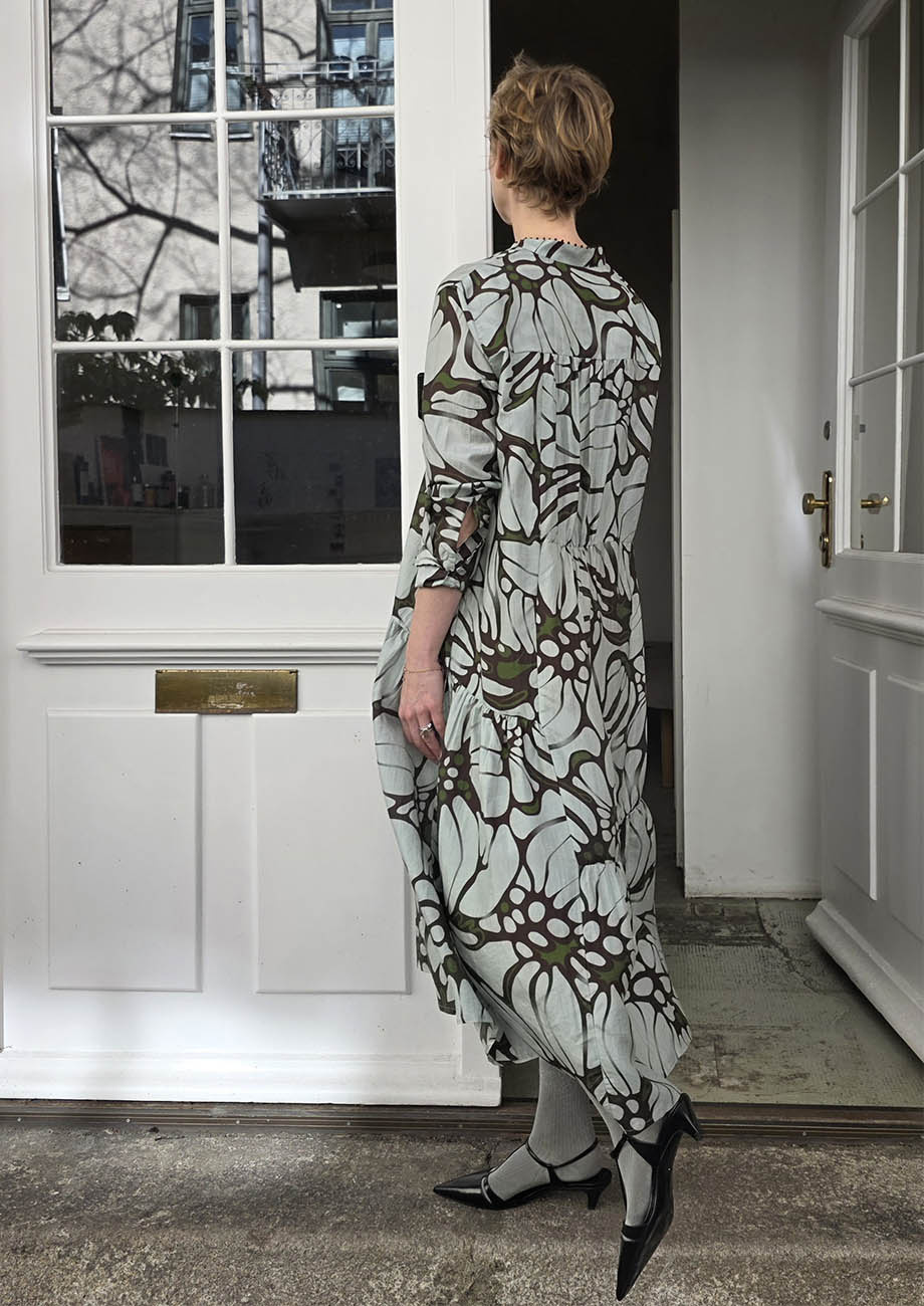 OUR FAVORITE SILK DRESS - FLOWER IRON-3