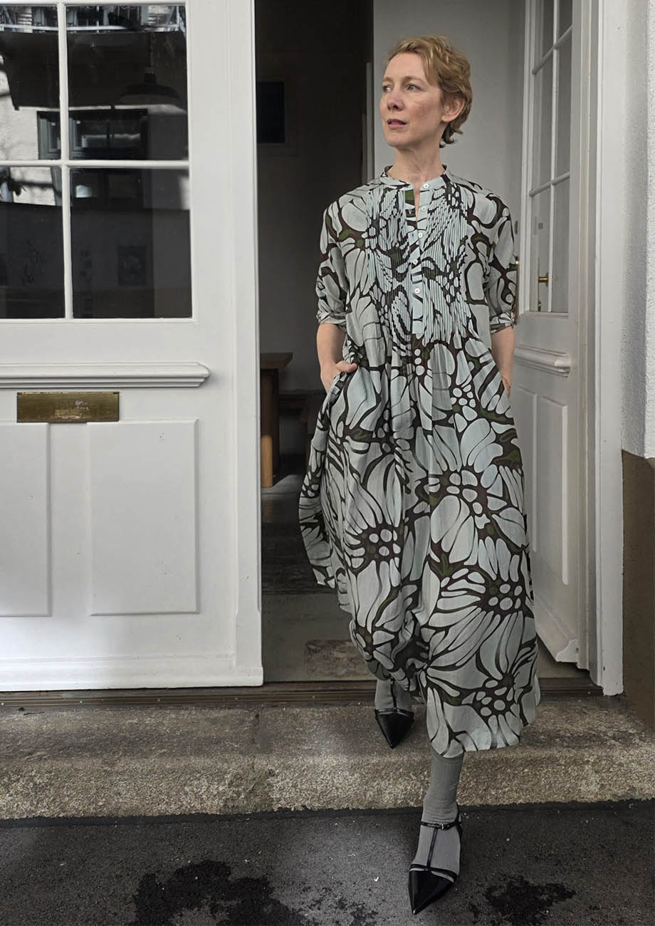 SUPER TUXEDO SILK DRESS MIDI - FLOWER IRON-2