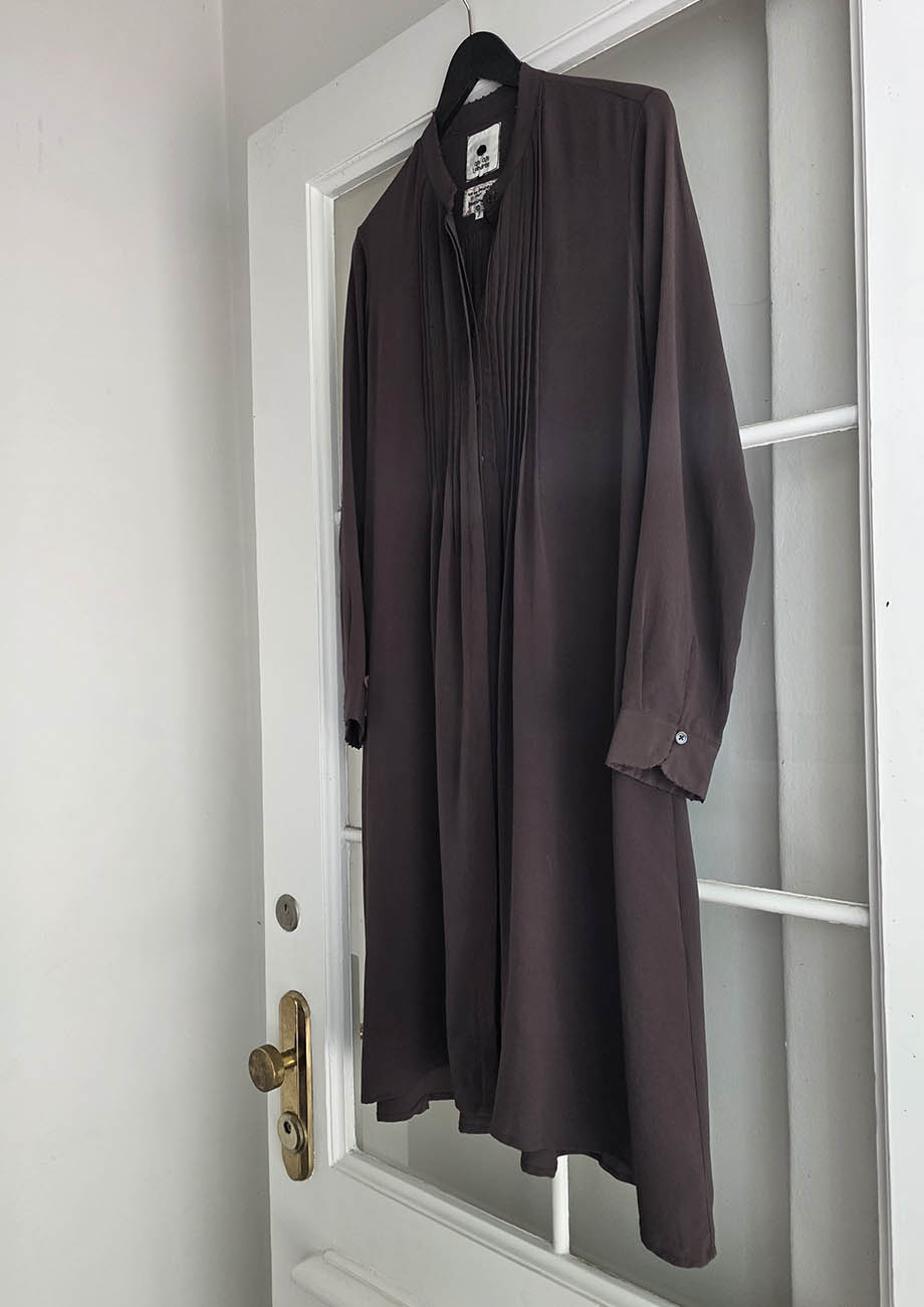 MIO SILK DRESS – COFFEE-4