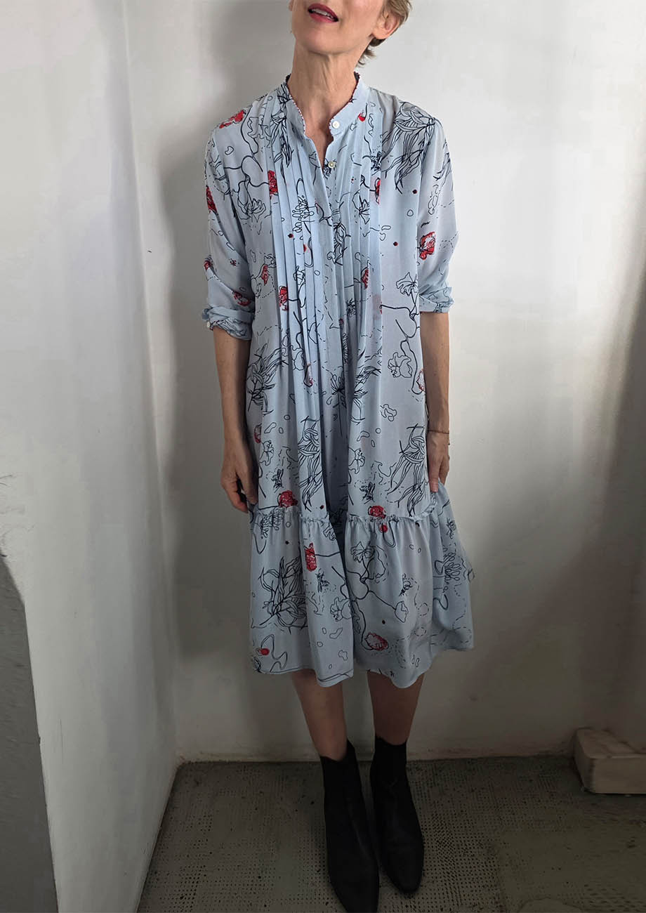 PLEATS RIFFLE SILK DRESS - LINES SKY-7