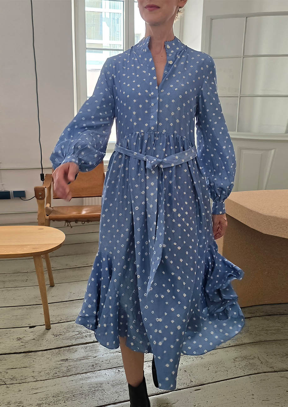 VOLANT SILK DRESS - DYED DOTS SOFTBLUE-3