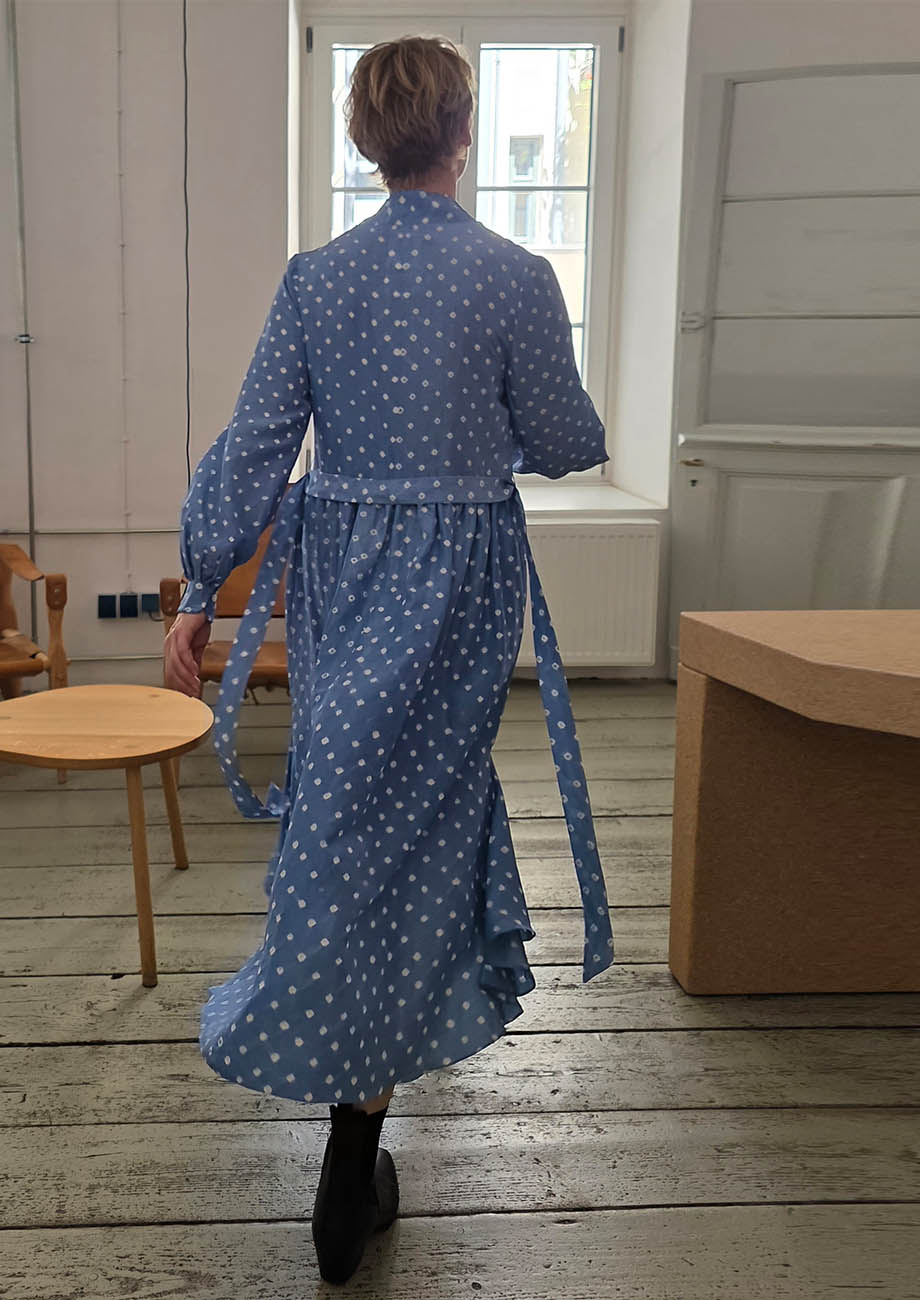 VOLANT SILK DRESS - DYED DOTS SOFTBLUE-4