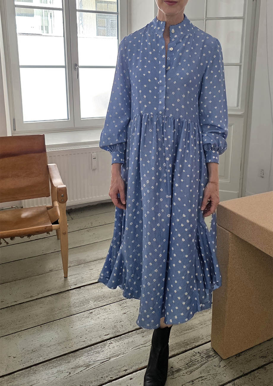 VOLANT SILK DRESS - DYED DOTS SOFTBLUE-2