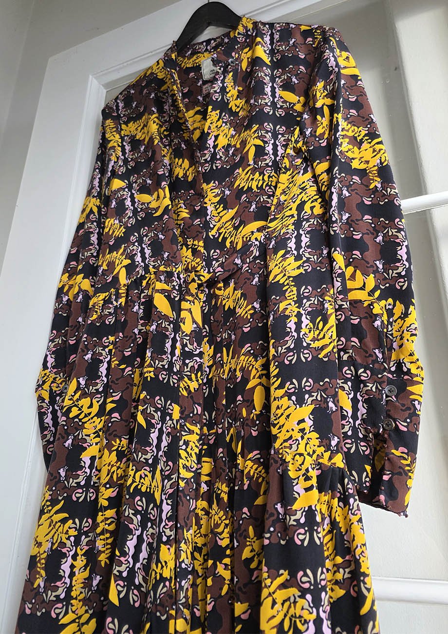 MY FAVORITE SILK DRESS - DOGS BLACK GOLD-2
