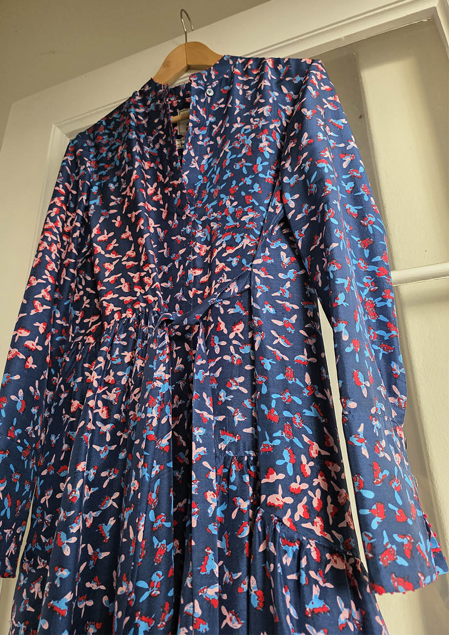 MY FAVORITE SILK DRESS - BEES NAVY-2