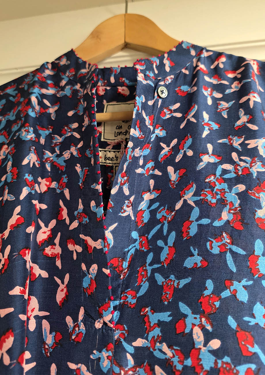 MY FAVORITE SILK DRESS - BEES NAVY-3