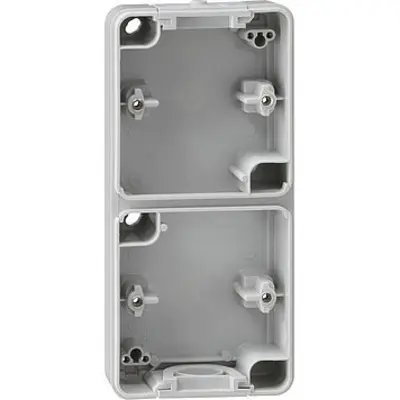 Gira Unterteil 2-fach vertikal Aufputz IP44 (006235)