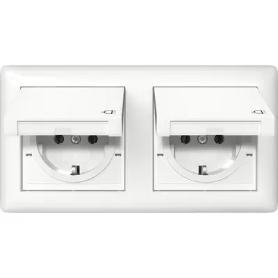 Gira Schuko-Steckdose 2fach Klappdeckel IP44 komplett Standard 55 weiß glänzend (415803)