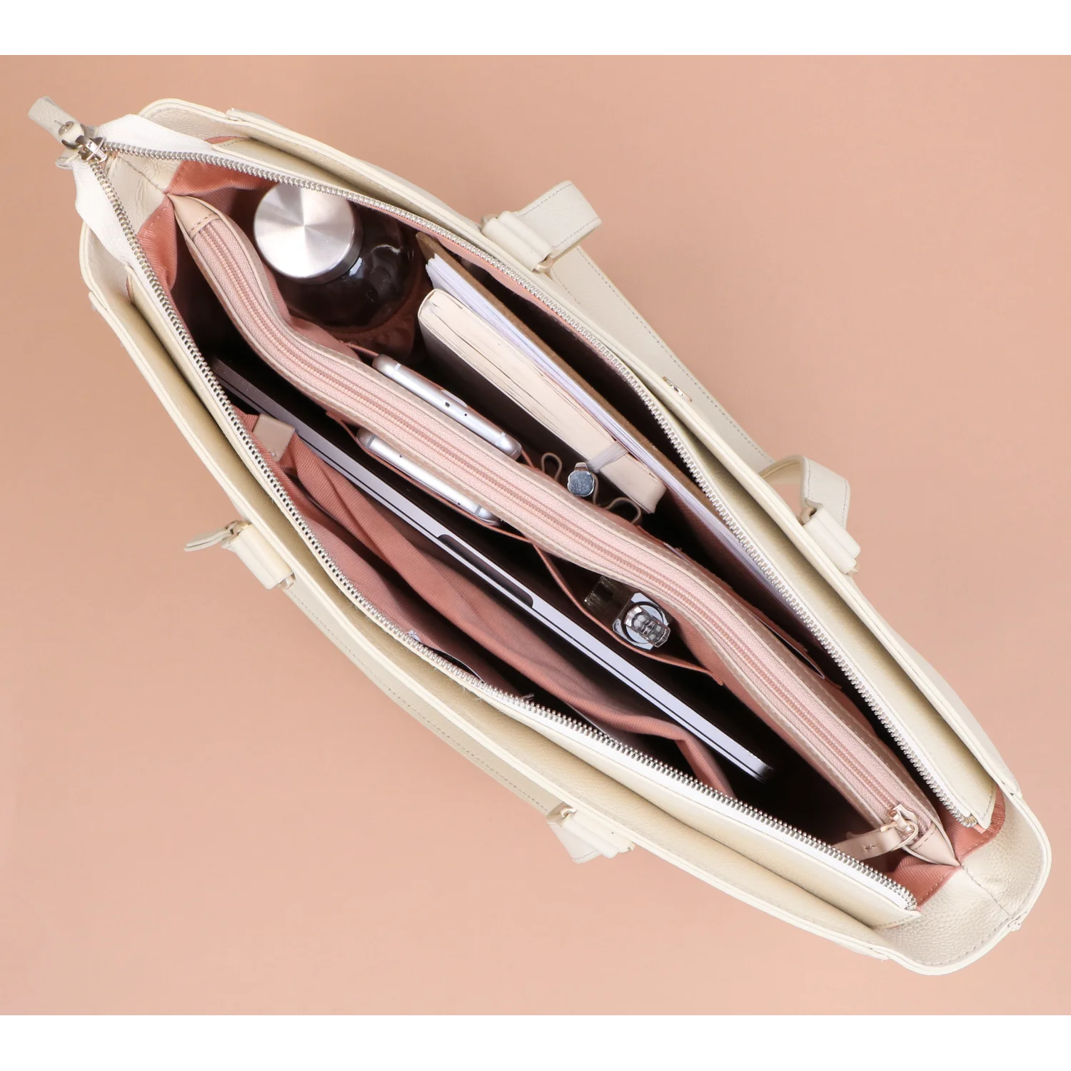 FMME Cream Schoudertas Caithy Grain Leer Voor 15 Inch Laptop