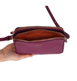 LouLou Sue, kleine leren crossbody Plum