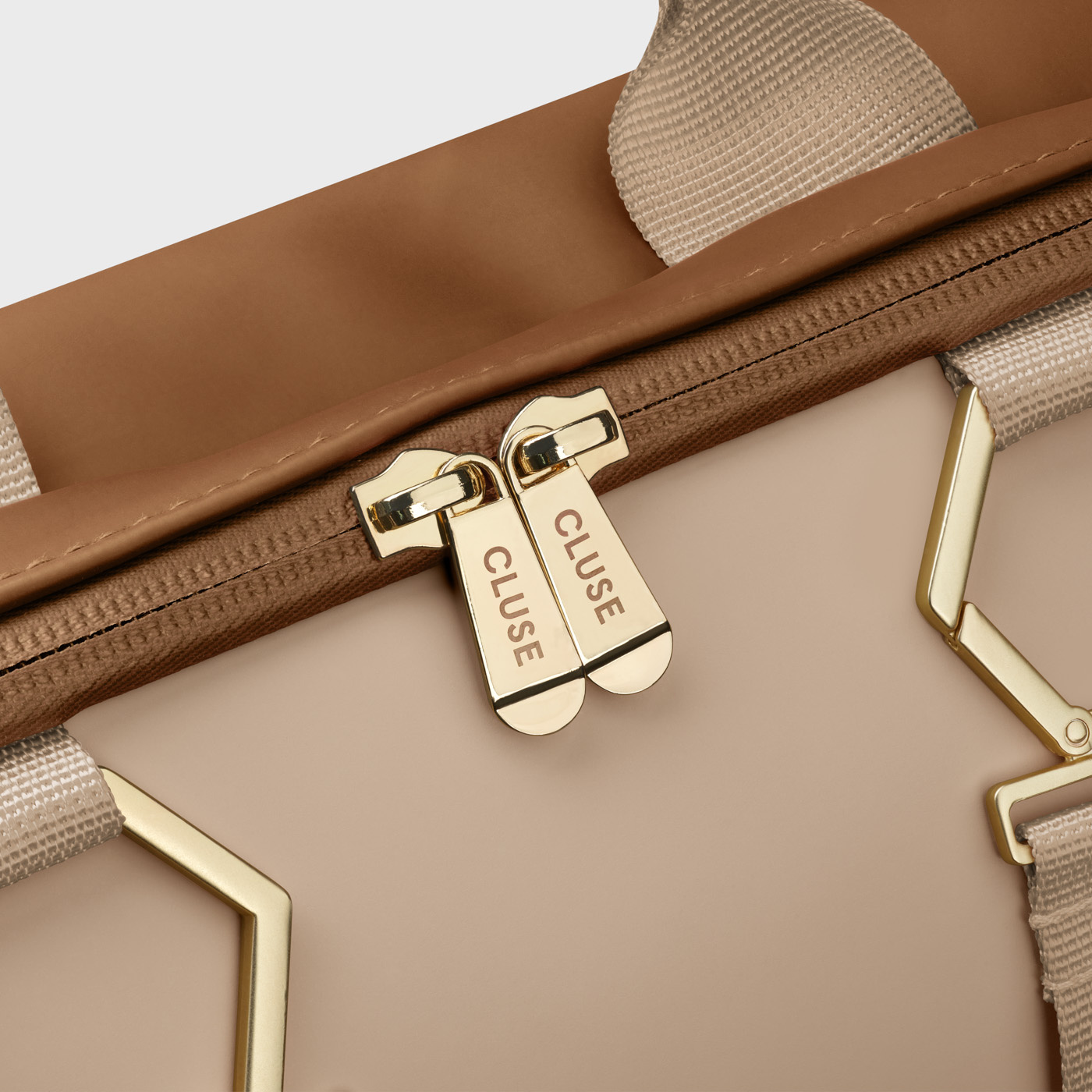 CLUSE Le Réversible Backpack, Camel Beige, Gold Colour