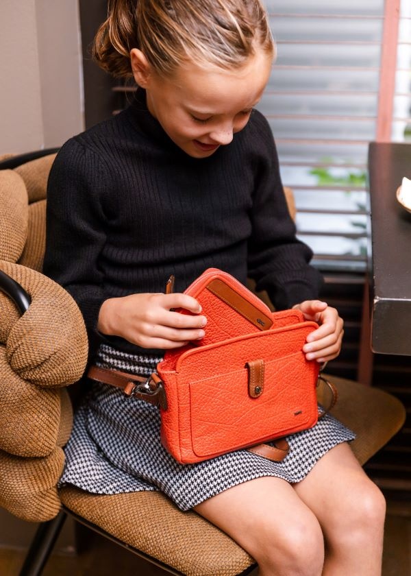 Berba Leren crossbody-tas Chamonix 125-059