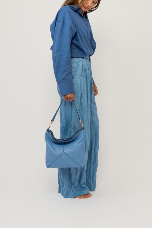 LouLou SABINE, soepele hobo leren schoudertas Hortensia