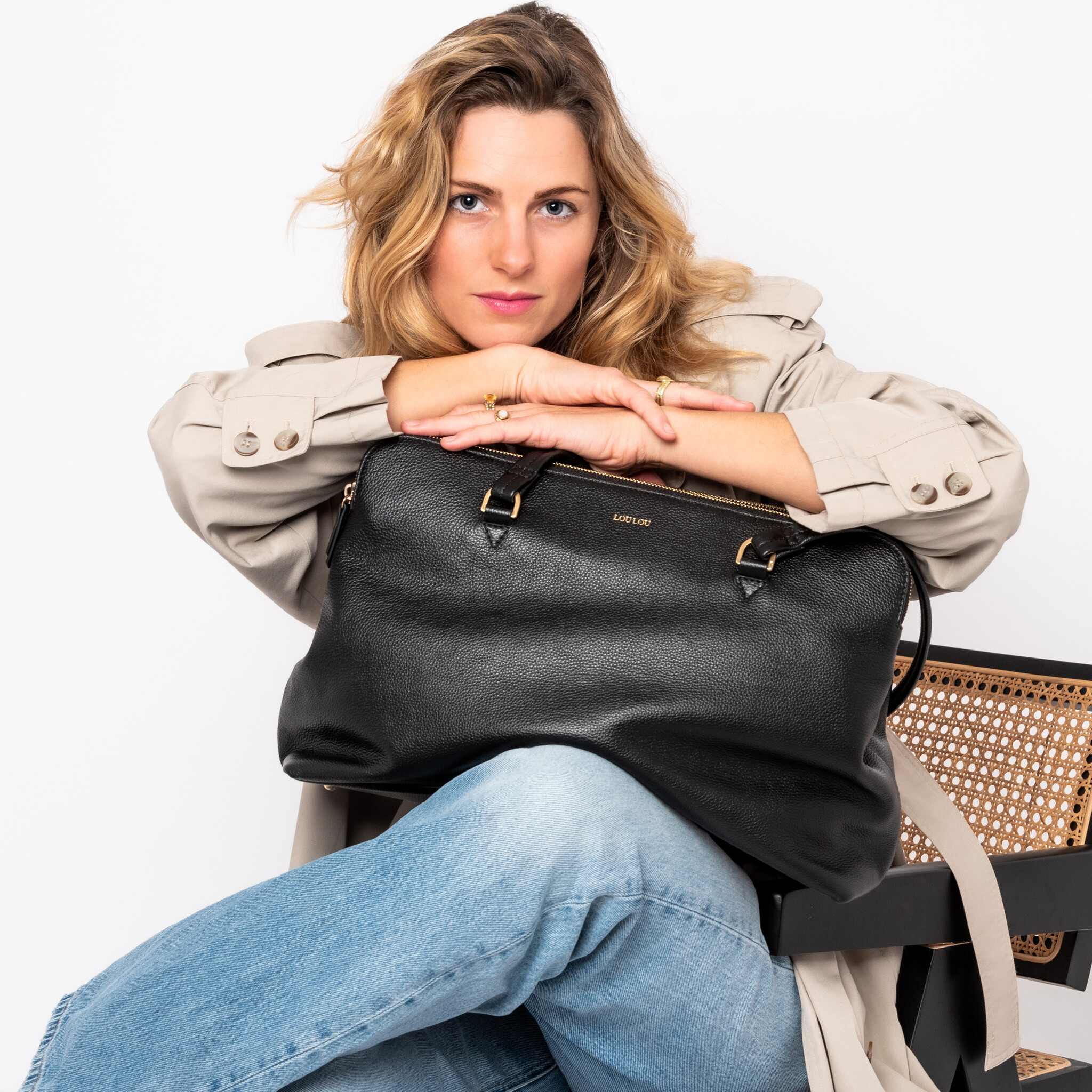 LouLou Laptop schoudertas OLIVIA in Black Gold