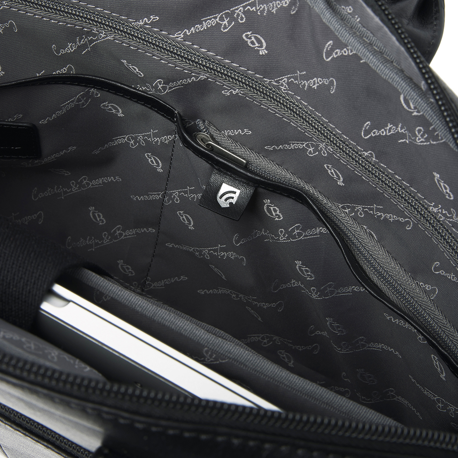 Castelijn & Beerens Laptoptas 15,6" RFID | black. Special edition.