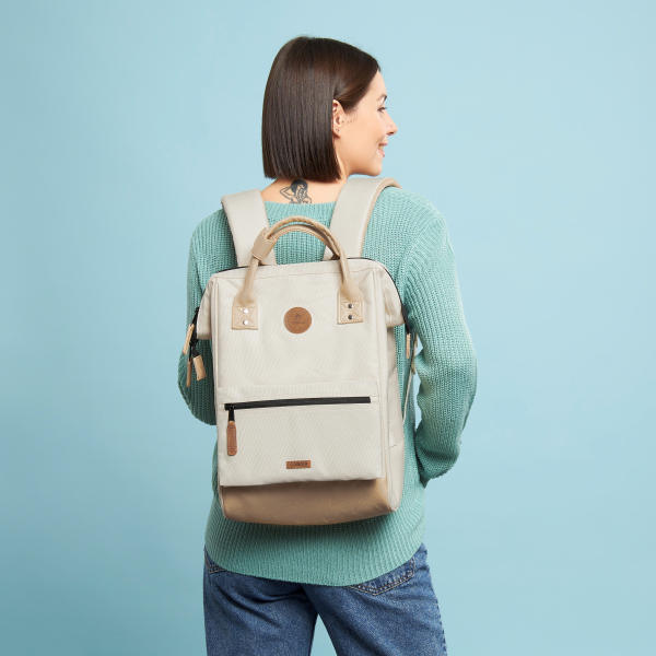 Cabaia Adventurer Rugzak Medium  Capetown Cream  .