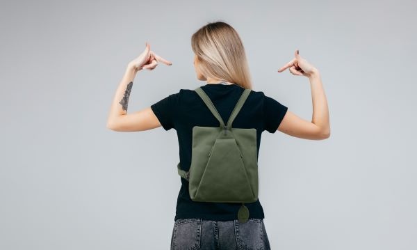 Saccoo Leren rugtas Lisa Military Green