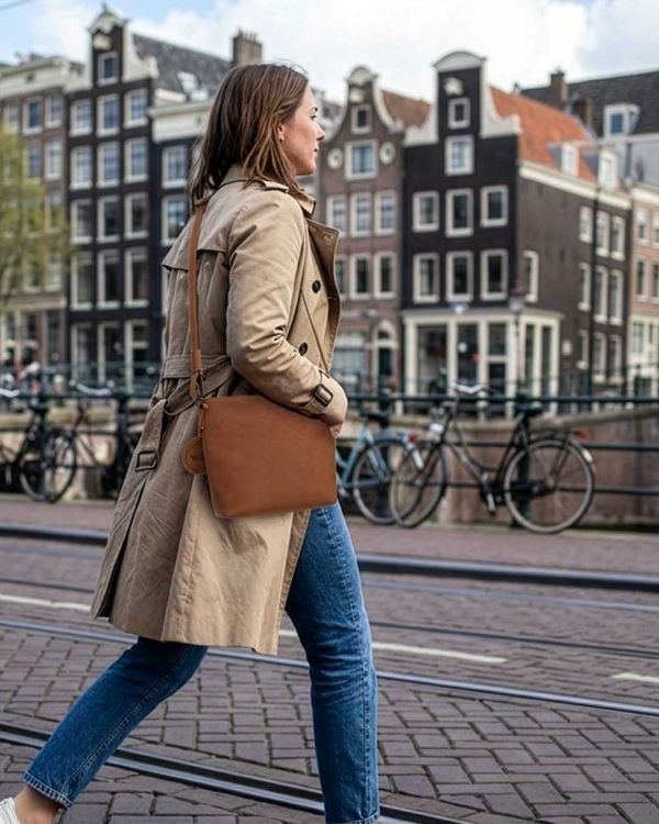 Saccoo Leren schoudertas Grenada 71143 Cognac