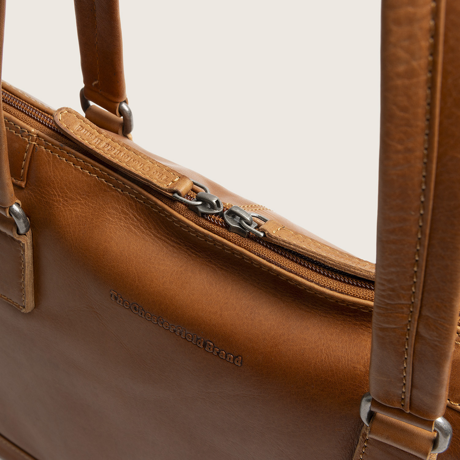 Chesterfield Leren Laptop Schoudertas Cognac Isara