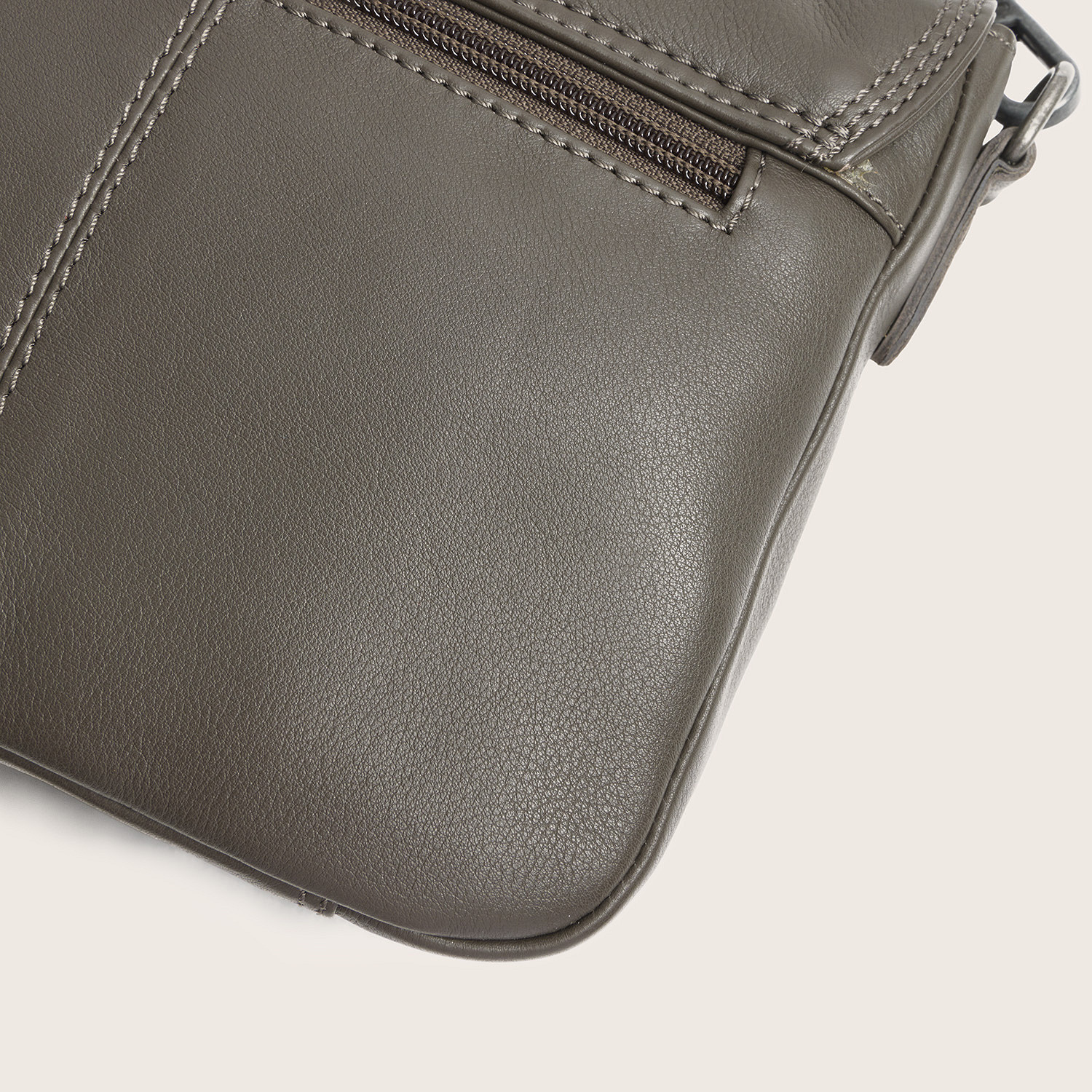 Chesterfield Leren schoudertas Clay Grey Miloa