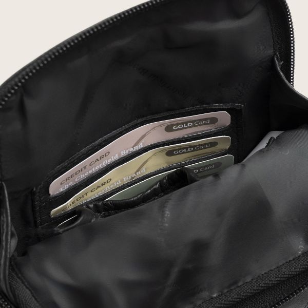 Chesterfield Leren Sling Bag  Isley Black