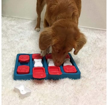 Nina Ottosson Dog Puzzle Dog Brick