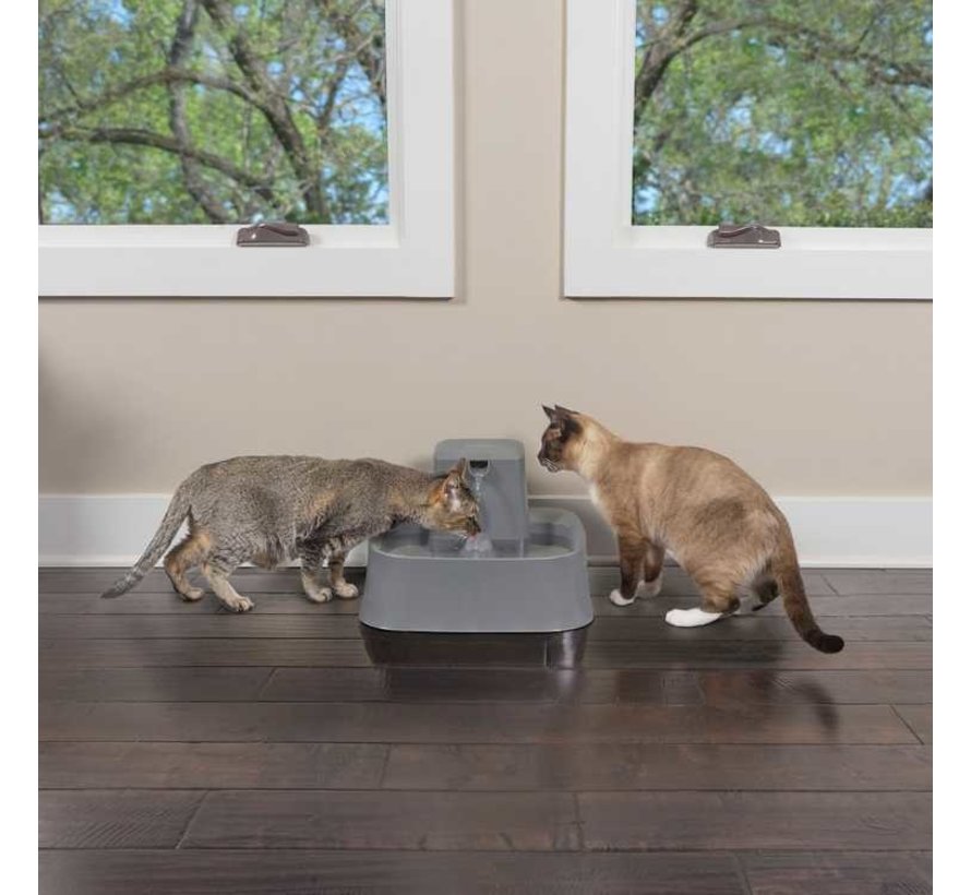 Pet Fountain Drinkwell 7.5 liters