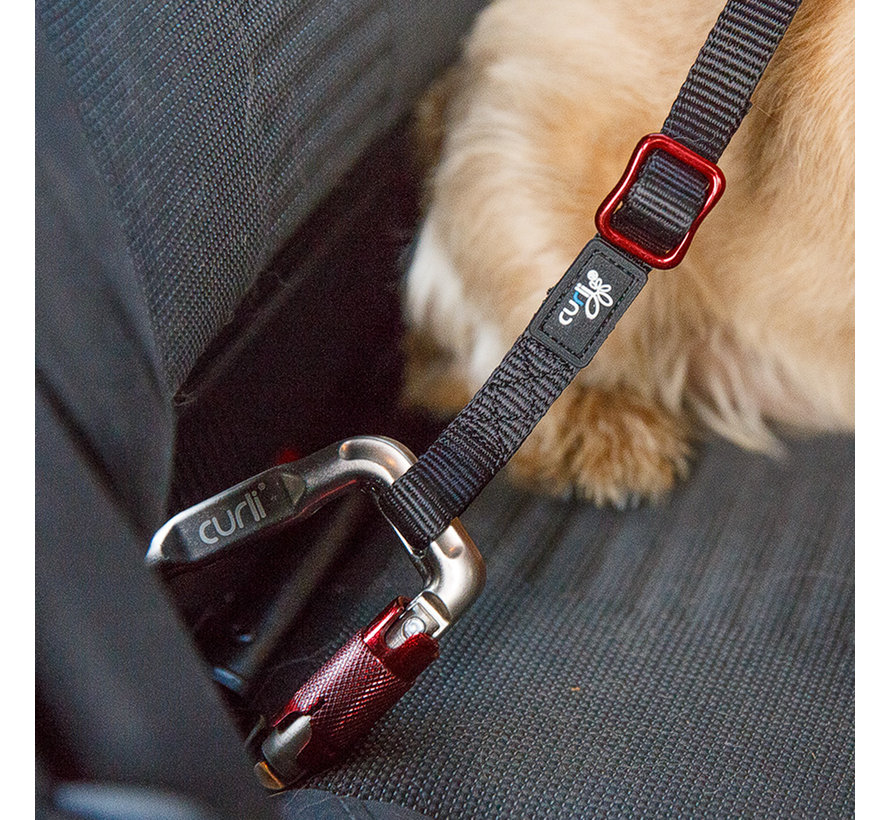 Autogordel Hond - Verstelbare VeiligheidsriemVeiligheidsriem voor in de auto: Veilig en Onbezorgd op Weg Wilt u uw hond veilig vervoeren zonder dat deze onverwacht door de auto beweegt? De Curli Veiligheidsriem is de ideale oplossing voor een verantwoorde