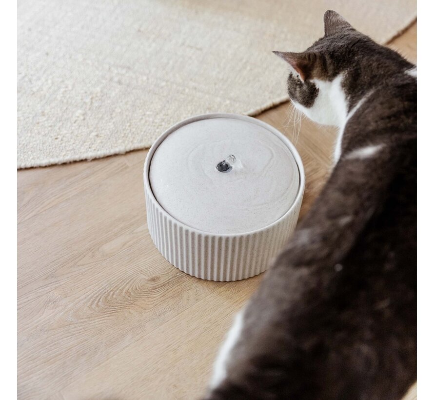 SENSE Merengue Ceramic Drinking Fountain