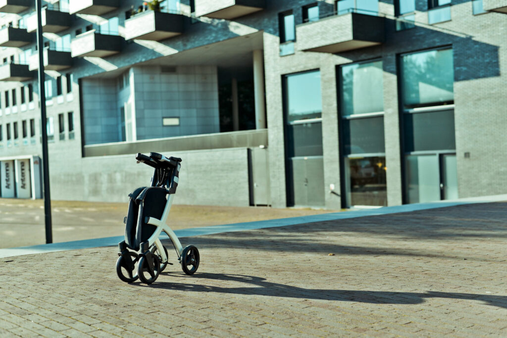 Het gemak van een opvouwbare rollator