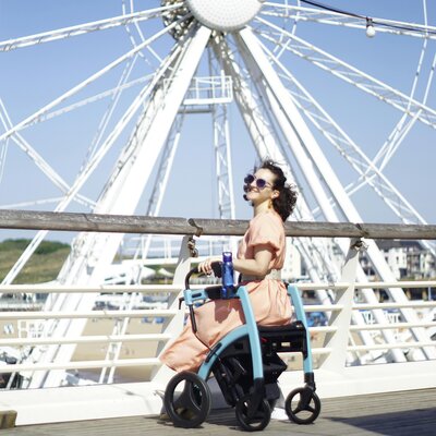 Déambulateurs pour les personnes de petite taille – un soutien bien ajusté