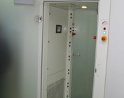 Cleanroom air showers