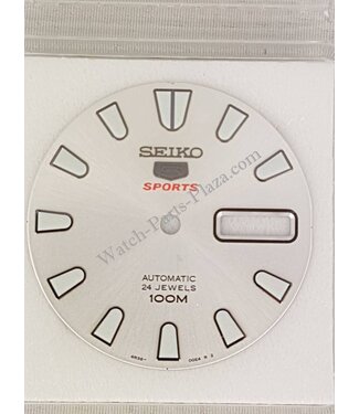 Seiko SRP163J1 Quadrante bianco Seiko 4R36-00B0