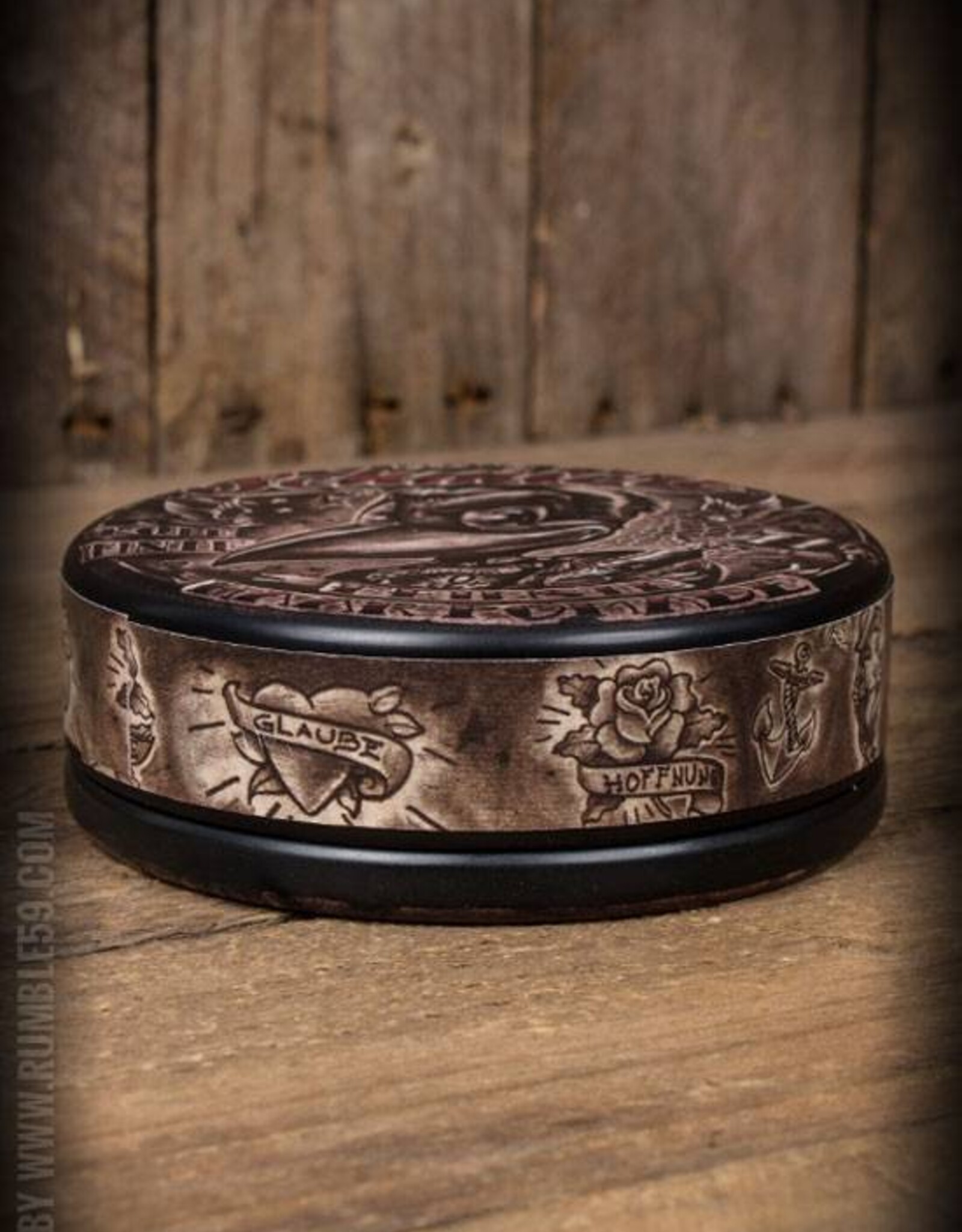 Schmiere Red Ink Pomade Medium