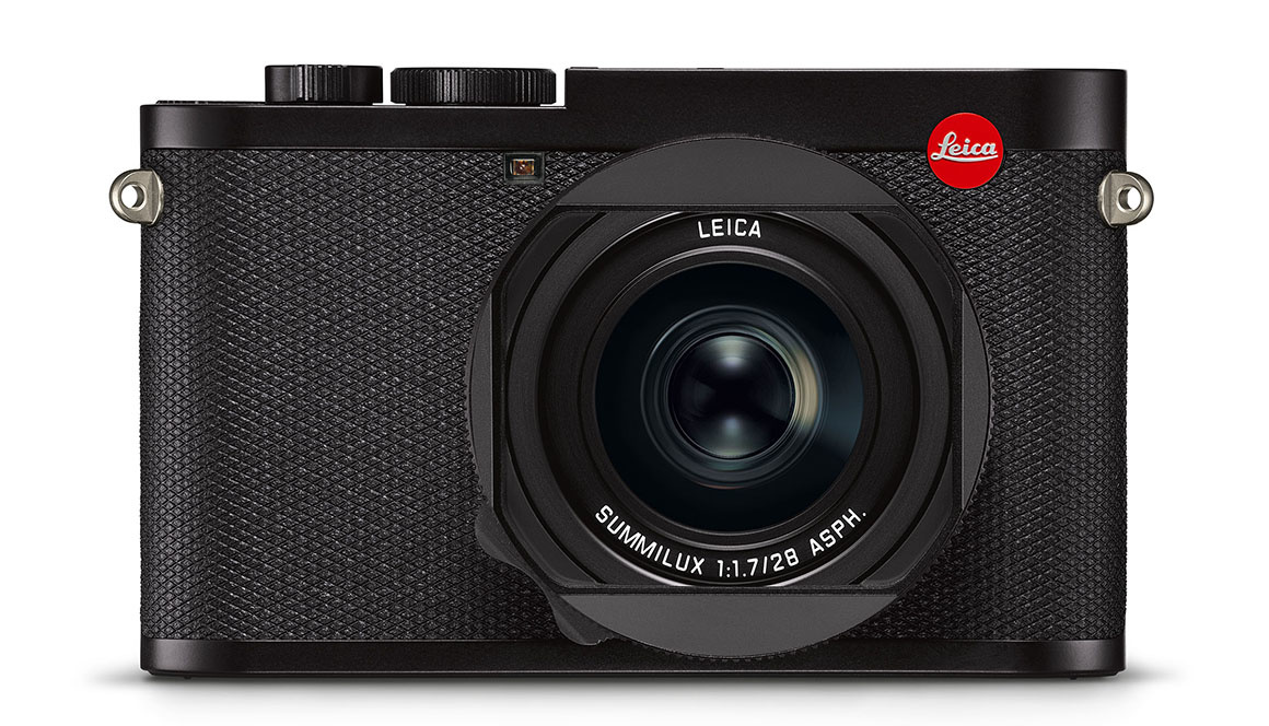 Leica Q2 'Traveller Kit'