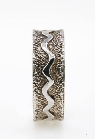 Das Leben ist ein Fluss: Handgemachter Ring aus 925er Silber