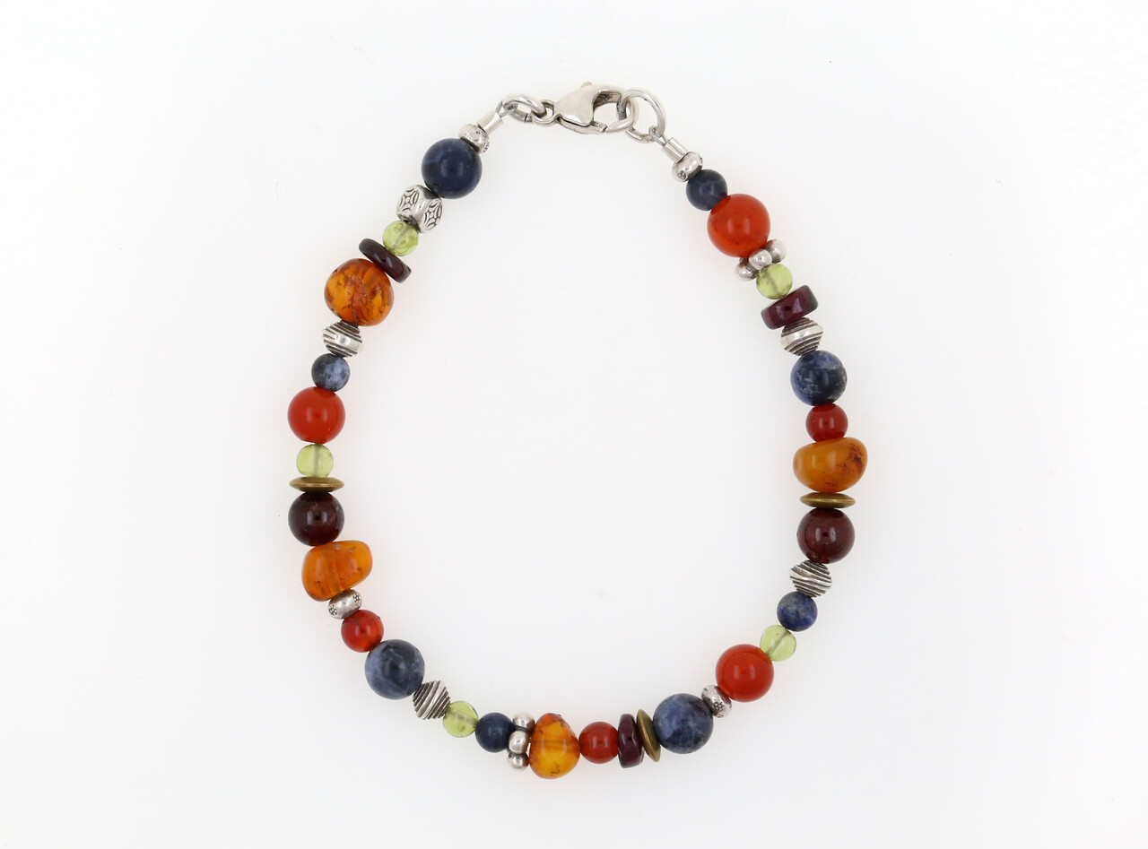 Armband aus Silber, Messing und farbigen Edelsteinen Armband aus Silber, Messing und farbigen Edelsteinen