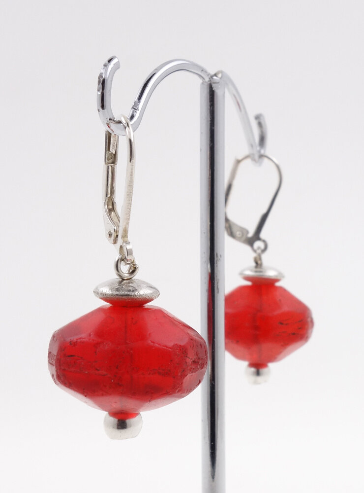 Ohrringe aus antikem Glas und Silber