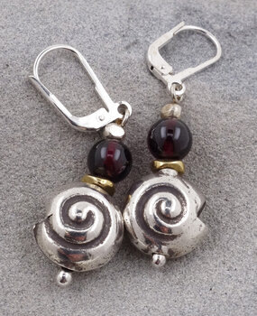 Ohrringe Granat, Messing, Silber