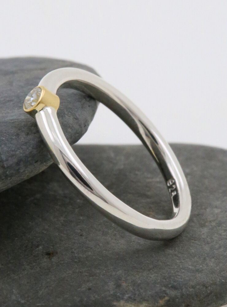 Ringlein 1: Bicolor Ring aus 925er Silber, 750er Gold und Diamant