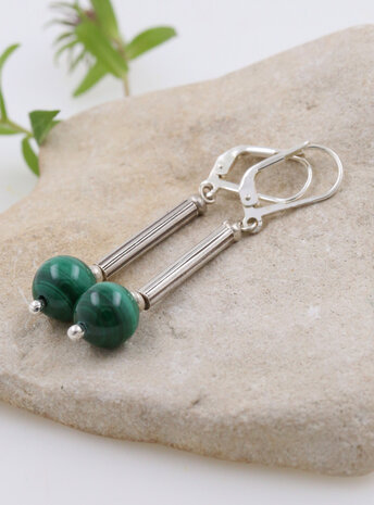 Ohrringe aus Malachit und Silber
