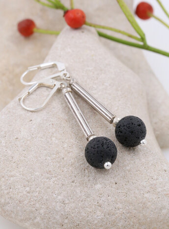Ohrringe aus Lava und Silber Ohrringe aus Lava und Silber