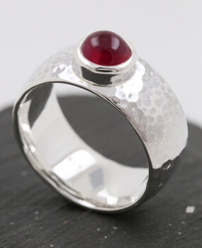 Ring King Arthur Silber Rubin Ring King Arthur Silber Rubin