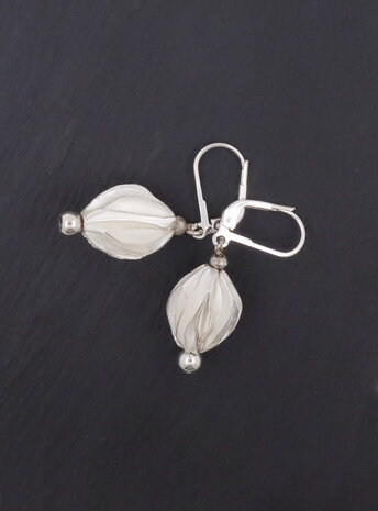 Handgemachte Ohrringe aus Silber Handgemachte Ohrringe aus Silber