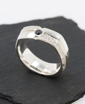 Ehering Square Dance Silber, schwarzer Diamant Ehering Square Dance Silber, schwarzer Diamant