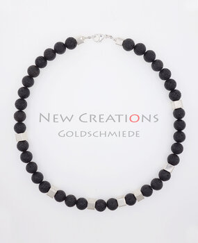 Halskette Lava mit Silberwürfeln, groß Halskette Lava mit Silberwürfeln, groß