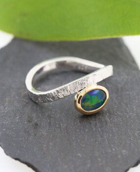 Ring Liane Bicolor Opaltriplette Ring Liane Bicolor Opaltriplette