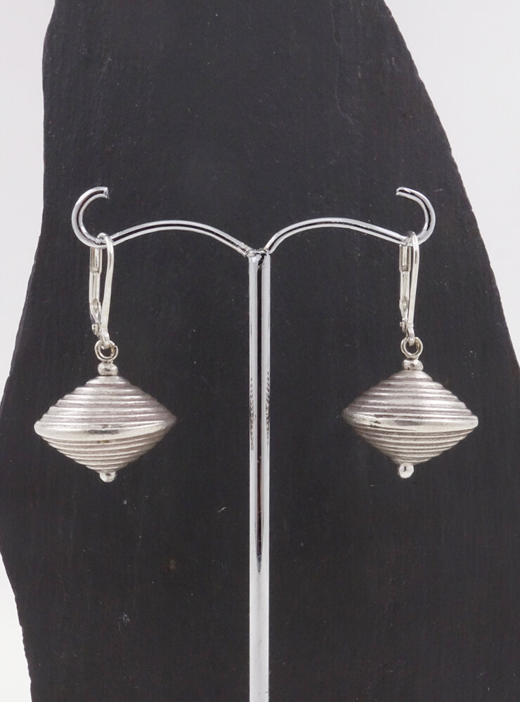 Ohrringe aus Silber Ohrringe aus Silber