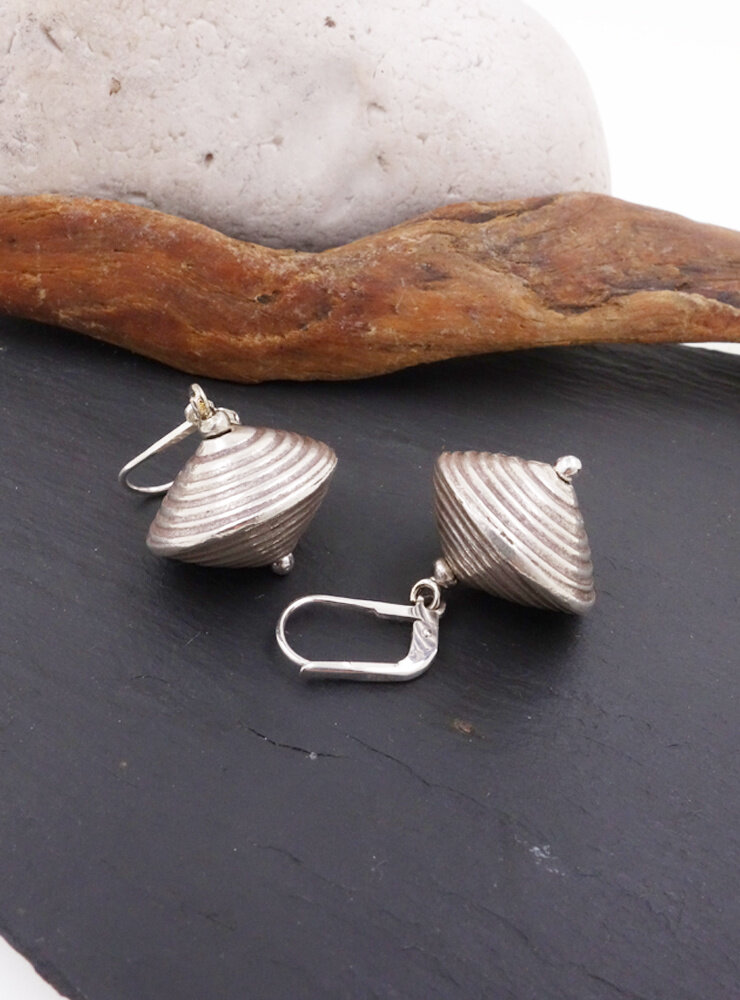 Ohrringe aus Silber Ohrringe aus Silber