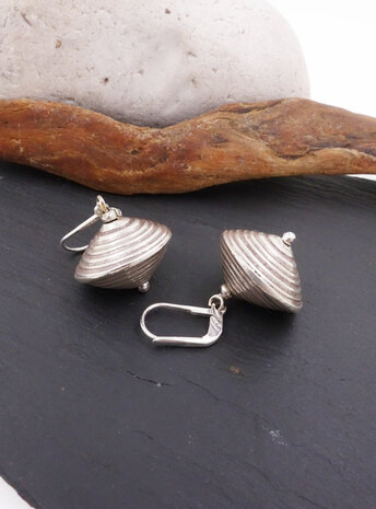 Ohrringe aus Silber Ohrringe aus Silber